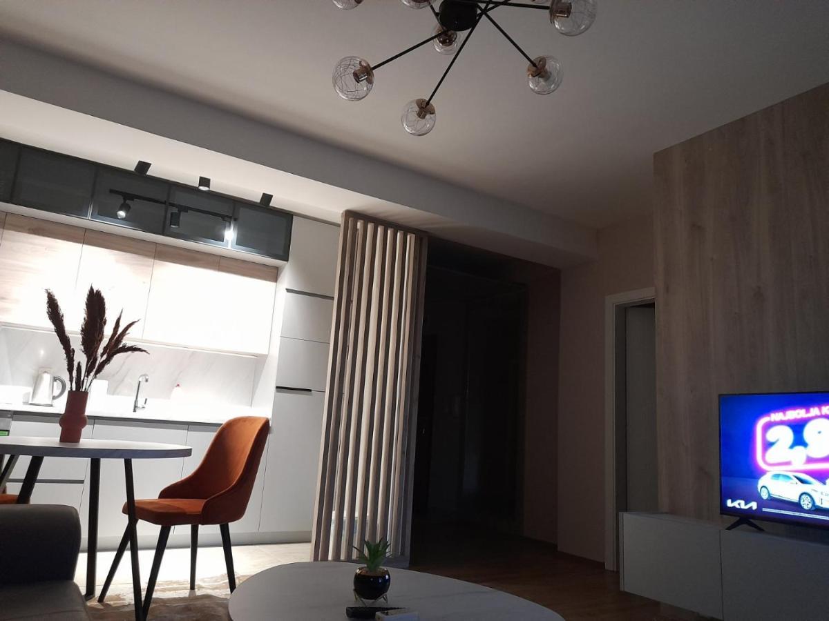 Centar Two Apartment 斯科普里 外观 照片